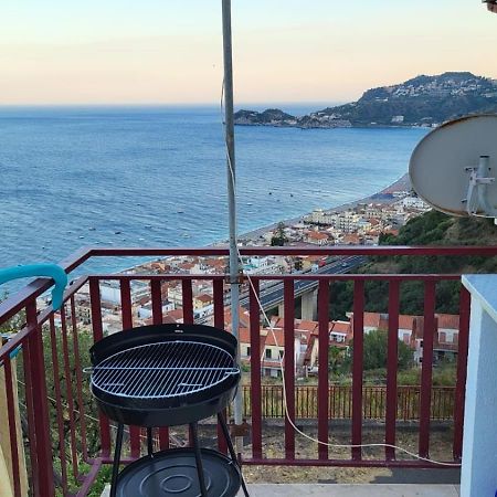 Apartmán Casa Vacanze Luna Letojanni Exteriér fotografie