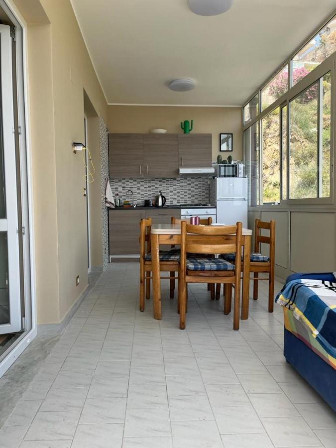 Apartmán Casa Vacanze Luna Letojanni Exteriér fotografie