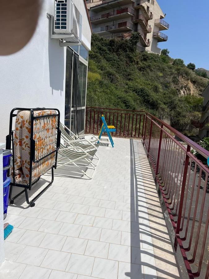 Apartmán Casa Vacanze Luna Letojanni Exteriér fotografie