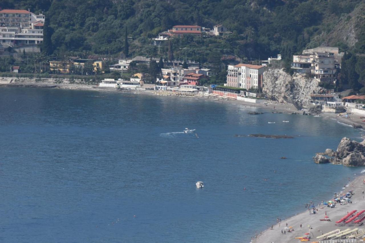 Apartmán Casa Vacanze Luna Letojanni Exteriér fotografie